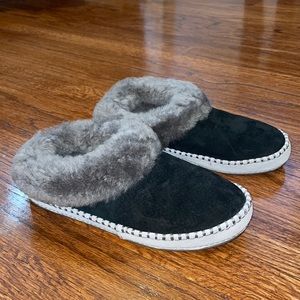 UGG Slippers size 8. Black with grey trim, never been worn